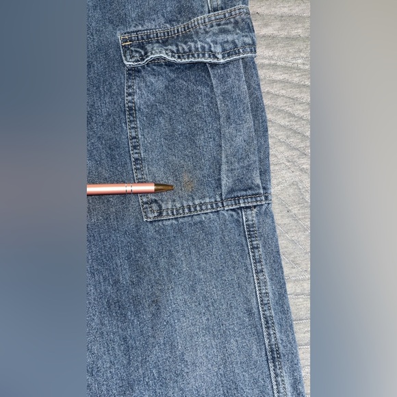 Simple Society Baggy Cargo Jeans - Picture 5 of 5